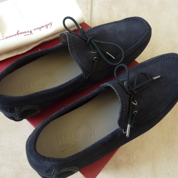 Salvatore Ferragamo \'Atlante\' Suede Logo Drivers main image 10